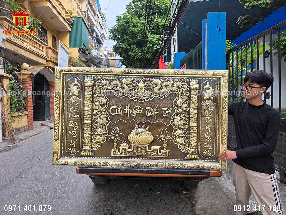 Nguyên liệu chế tác tấm cửu huyền thất tổ là đồng vàng tấm cao cấp